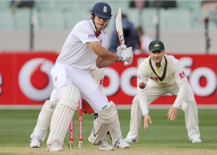 England batsman Alastair Cook (L) pulls