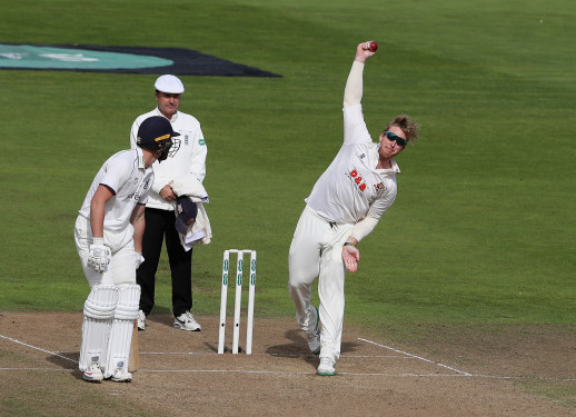 Warwickshire v Essex - Specsavers County Championship: Division One